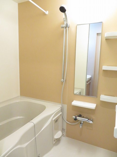 バス・シャワールーム　バス