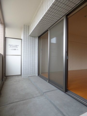 バルコニー　広々としたバルコニーです