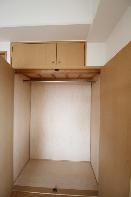 収納　同物件、別号室のものです。
