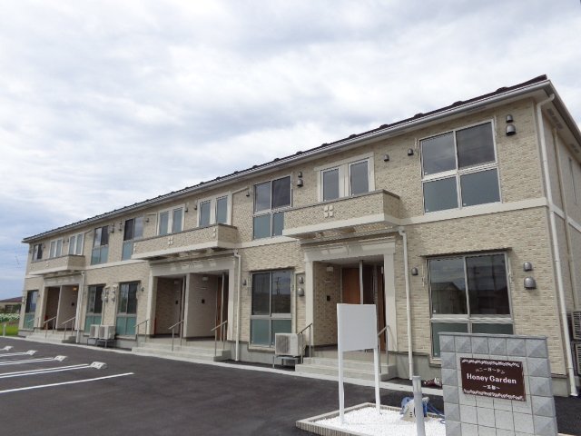 建物外観　外観写真（昼）