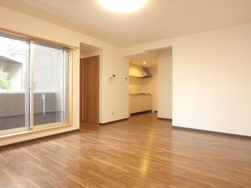 居室・リビング　図面と現状に相違がある場合には現状を優先