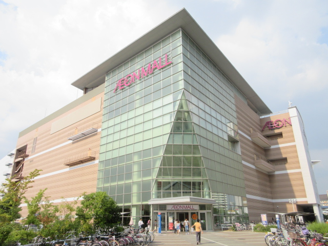 スーパー　イオンモール鶴見緑地（スーパー）まで268m