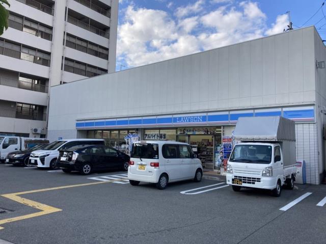 コンビニ　ローソン（コンビニ）まで27m