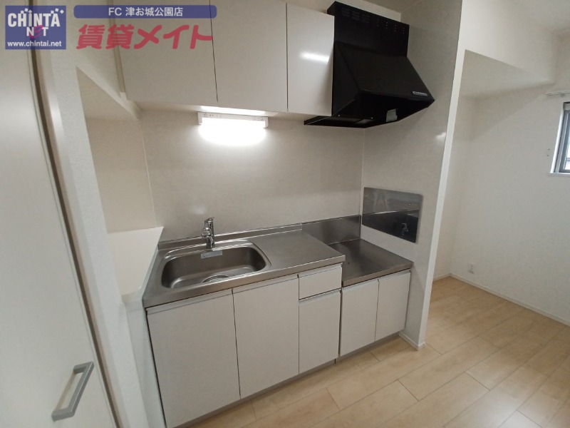 キッチン　同型参考写真