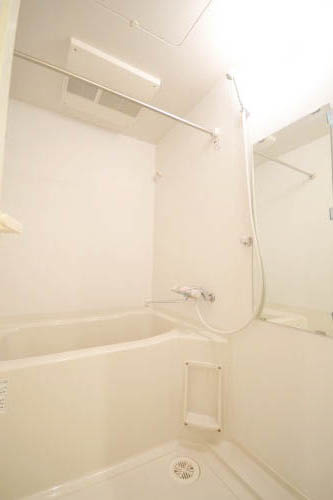 バス・シャワールーム　★浴室乾燥機付きバスルーム★