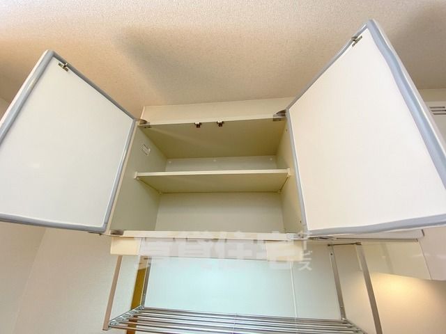 ＪＲ関西本線 志紀駅 徒歩7分 2階建 築21年の内装写真