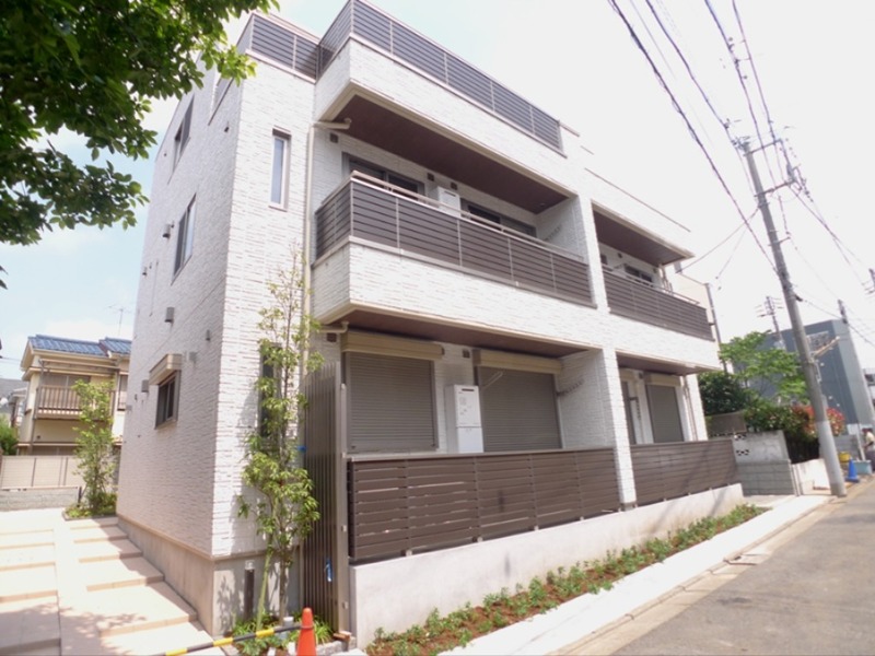 建物外観　積水ハウスの賃貸住宅シャーメゾン☆