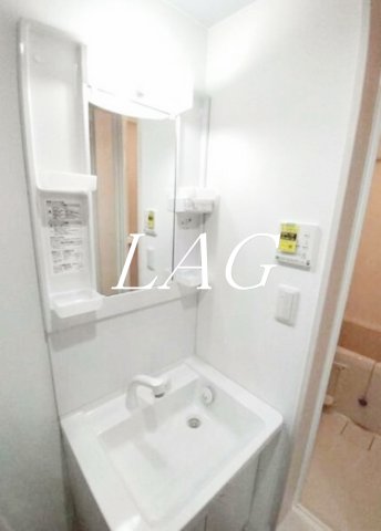 洗面設備　洗面台です。