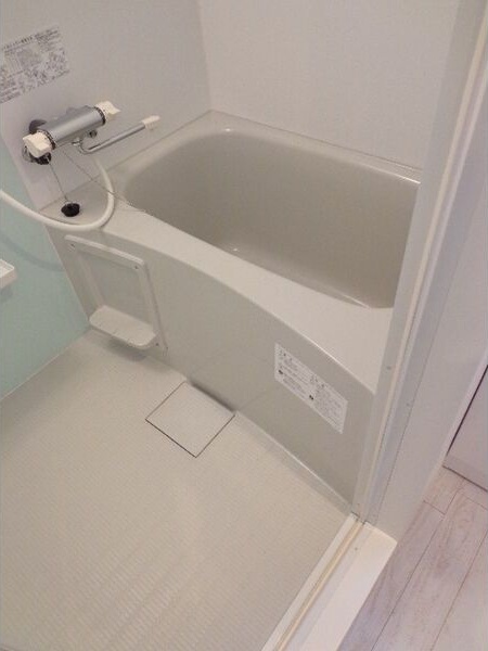 バス・シャワールーム　きれいなお風呂で快適バスタイム♪