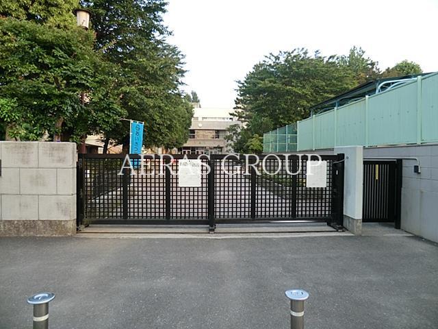 小学校　調布市立飛田給小学校（小学校）まで683m