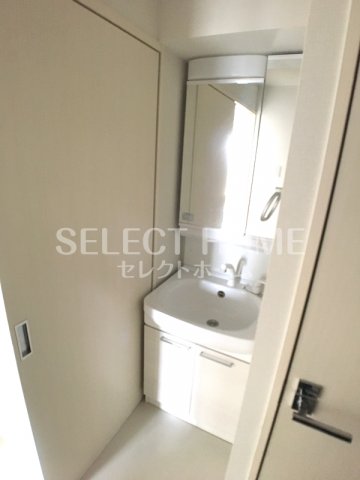 洗面設備　独立洗面化粧台付き