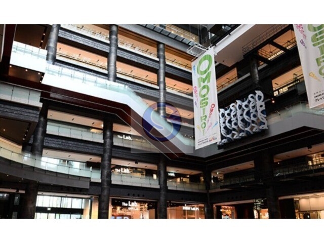 ショッピングセンター　グランフロント大阪北館（ショッピングセンター）まで1203m