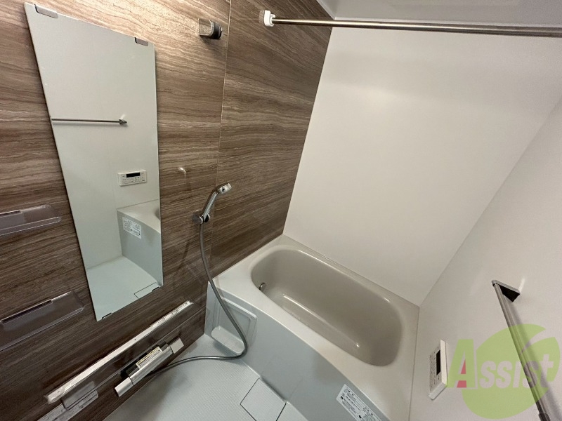 バス・シャワールーム　浴槽があるので、ゆっくり湯船に浸かることが出来ます。