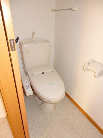 トイレ　コンパクトで使いやすいトイレです