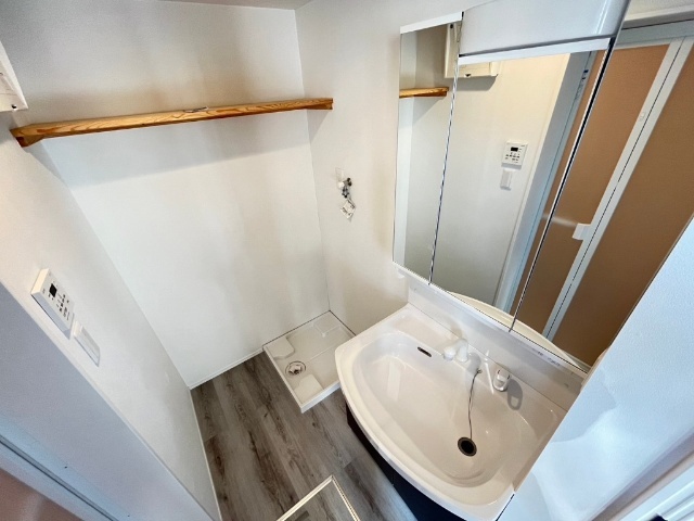 洗面設備　同型タイプ