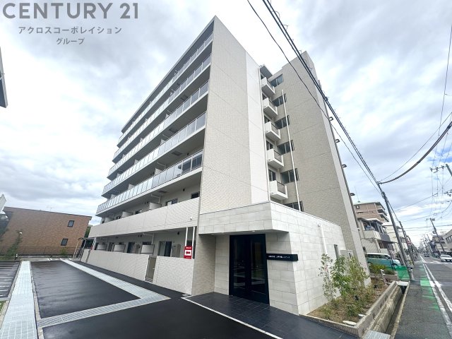 建物外観　オートロック付で安心！宅配BOX・エレベーター付きで便利！