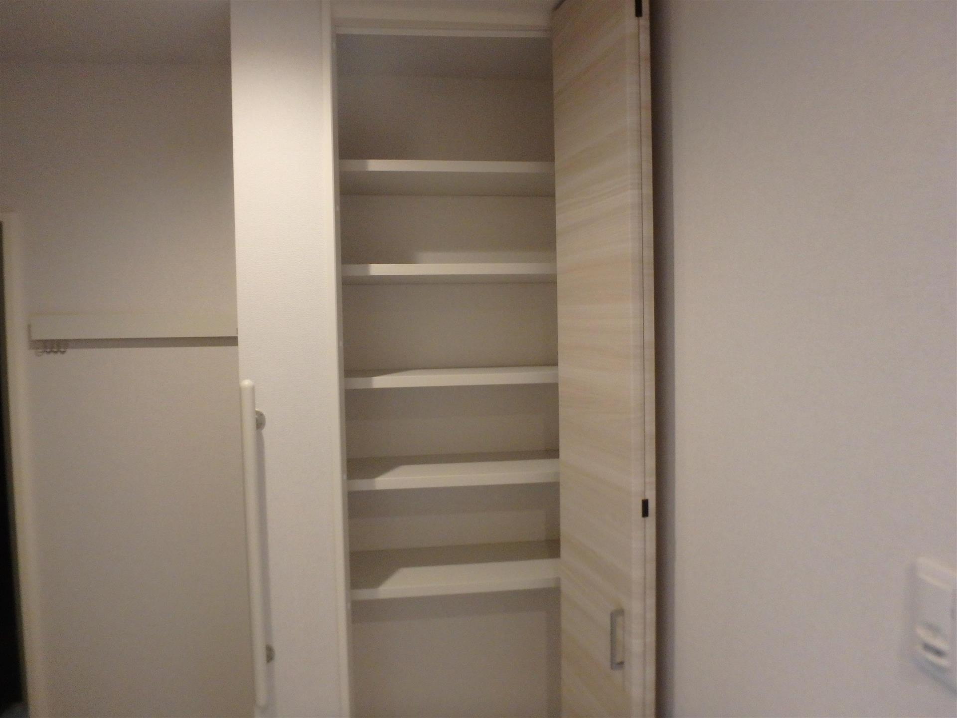 玄関　収納付きの玄関です