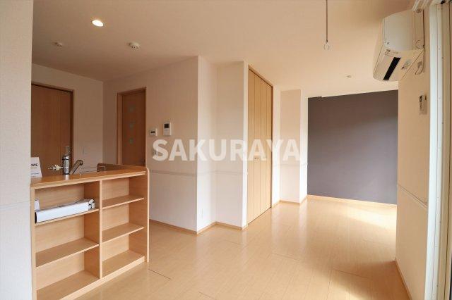 居室・リビング　2021年撮影。現況と異なる場合がございます。