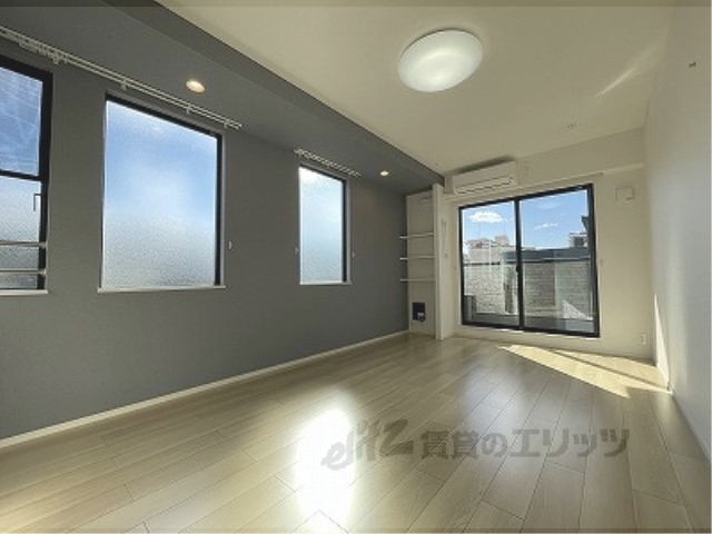 居室・リビング　洋室