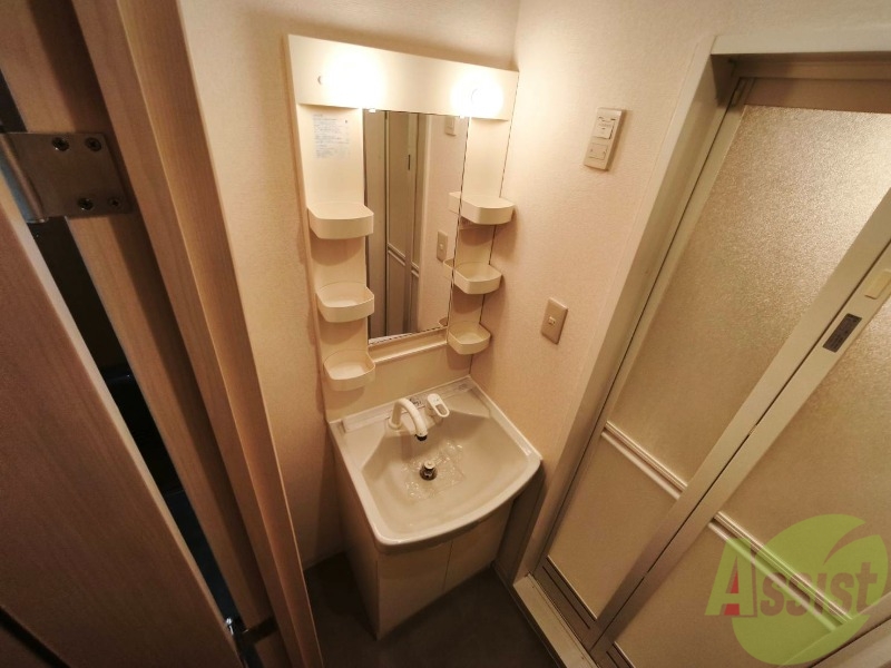 洗面設備　シャンプードレッサーで身支度もラクラクです！