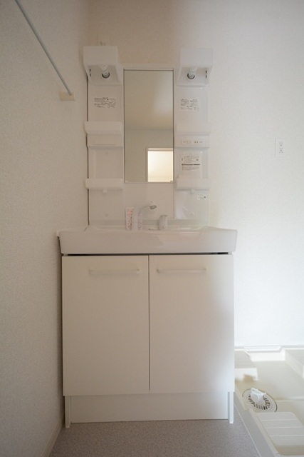 洗面設備　洗髪洗面化粧台付き♪