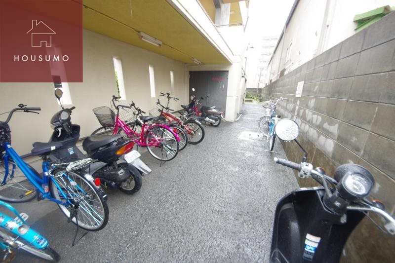 その他共有部分　駐車場があります