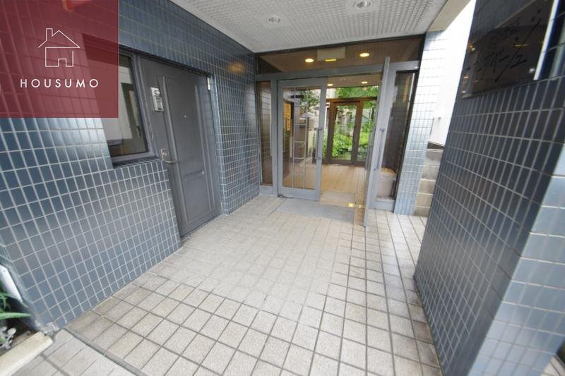 エントランス　建物の内部です