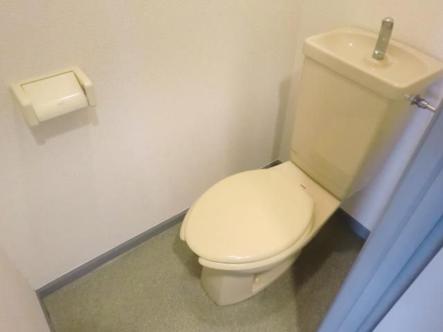 トイレ　★清潔感のあるトイレです★