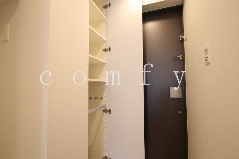 収納　シューズクローゼット