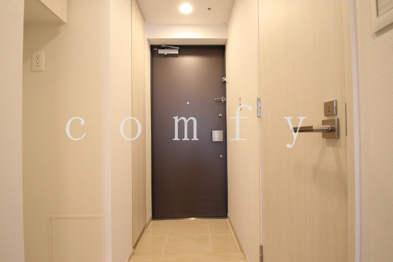 玄関　ダブルロックの玄関