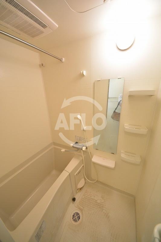 バス・シャワールーム　アドバンス上町台IIクレイドル　浴室換気乾燥暖房機付バスルーム