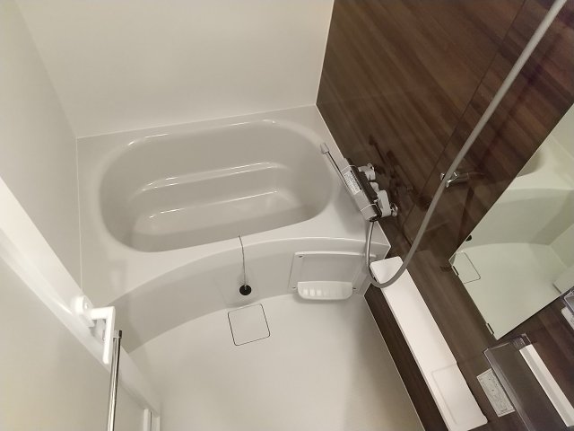 バス・シャワールーム　ゆったり過ごせるお風呂です