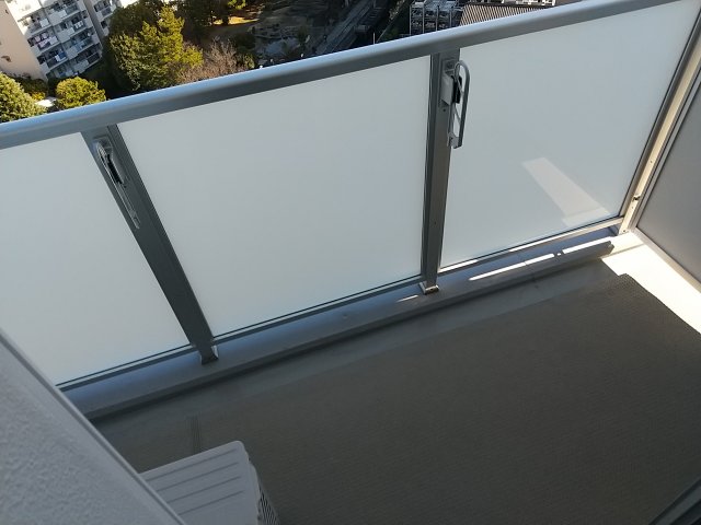 バルコニー　陽当たり良好なバルコニーです