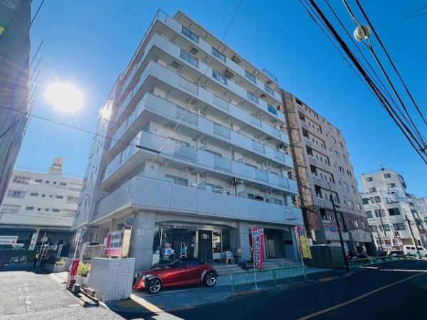 建物外観　落ち着いた雰囲気の外観です