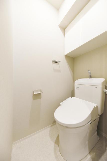 トイレ　※写真は同タイプ住戸です。
