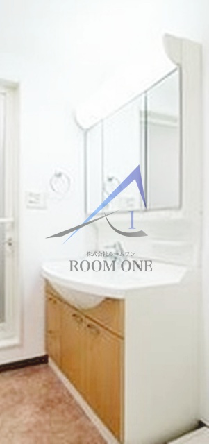 洗面設備　洗面台です。