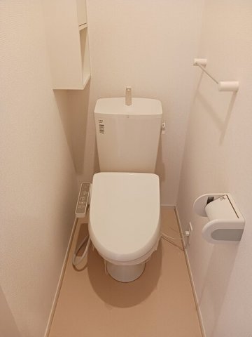 トイレ　シンプルで使いやすいトイレです