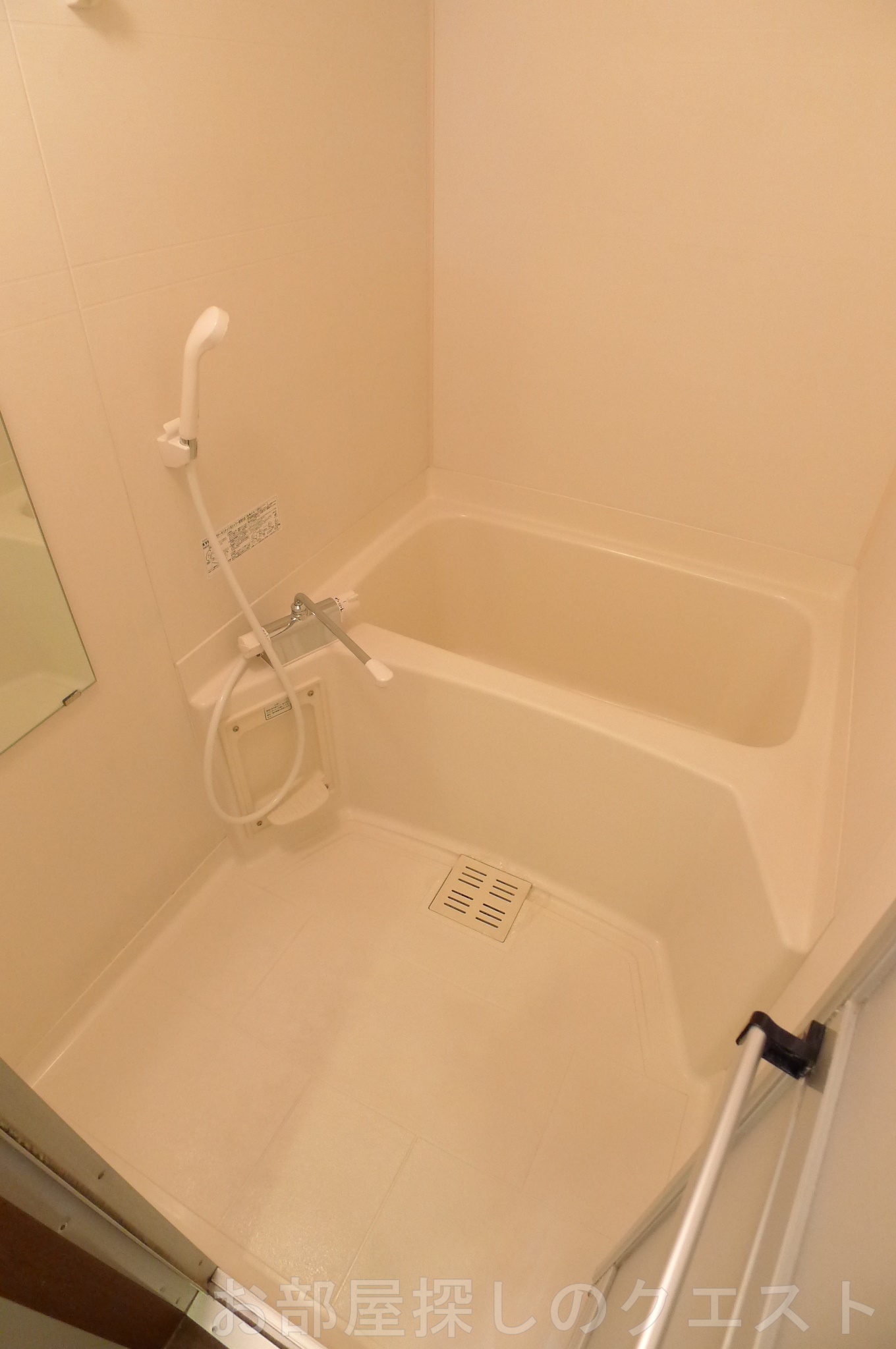 バス・シャワールーム　（写真は同タイプ）