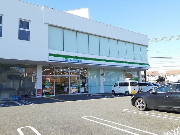 コンビニ　ファミリーマート　大宮指扇店（コンビニ）まで110m
