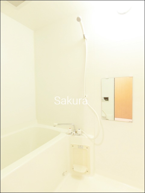 バス・シャワールーム　清潔感のある快適バスルーム♪