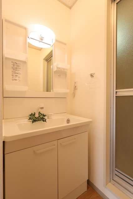 洗面設備　洗髪洗面化粧台