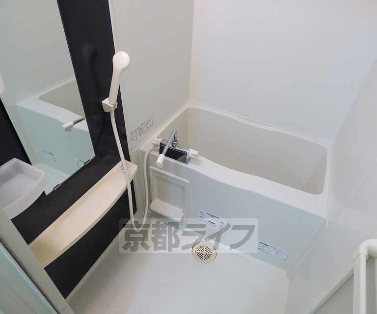 バス・シャワールーム　お風呂です。