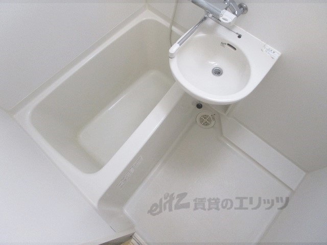 バス・シャワールーム　バス