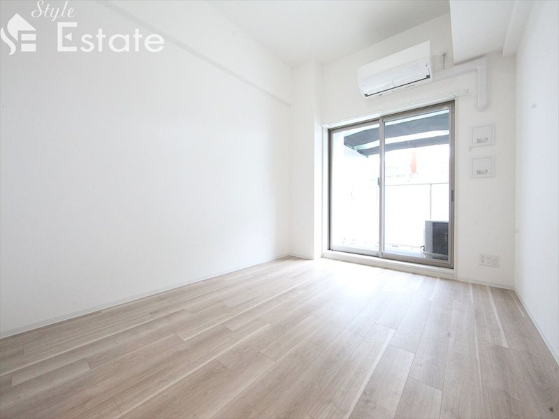 居室・リビング　同仕様写真