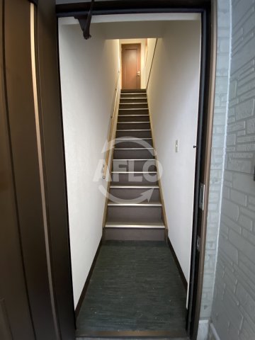 ロビー　花荘　階段