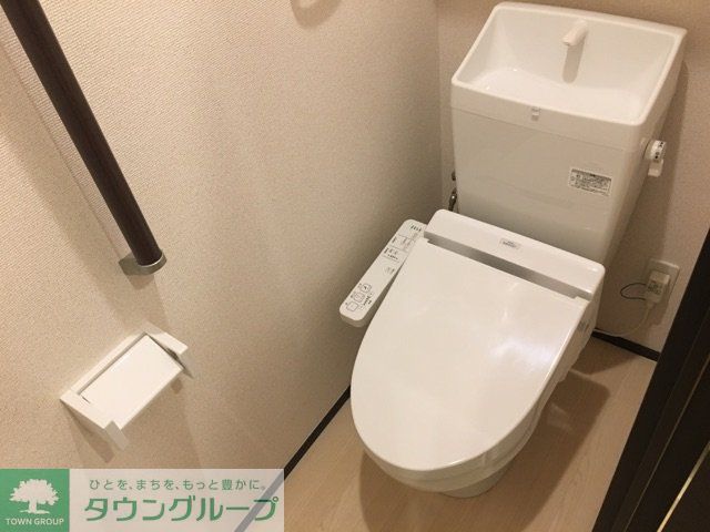 トイレ　温水洗浄便座