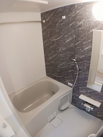 バス・シャワールーム　お風呂で日々の疲れを落としましょう