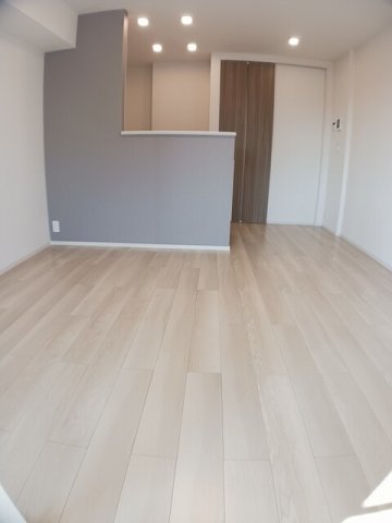 居室・リビング　こちらの居間で趣味の時間をお楽しみください