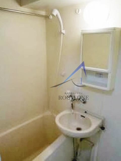 バス・シャワールーム　お風呂です。