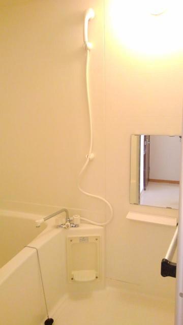 バス・シャワールーム　バスルーム